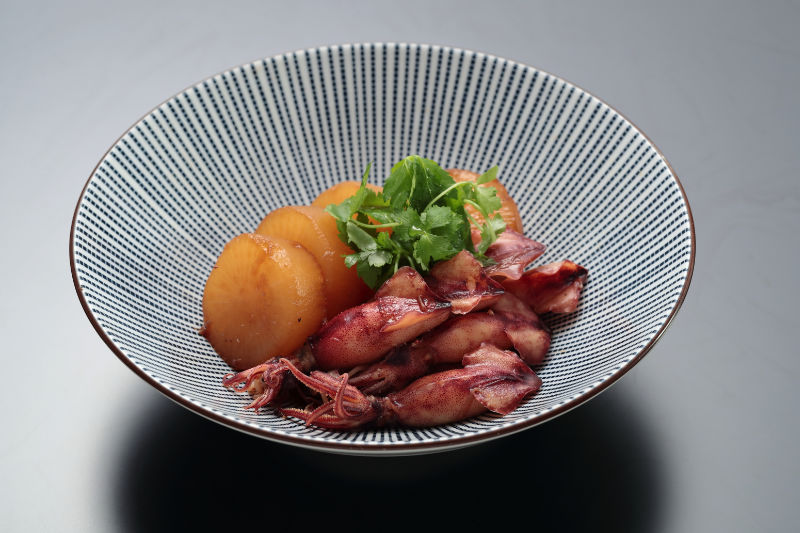 ヤリイカと大根の煮つけ